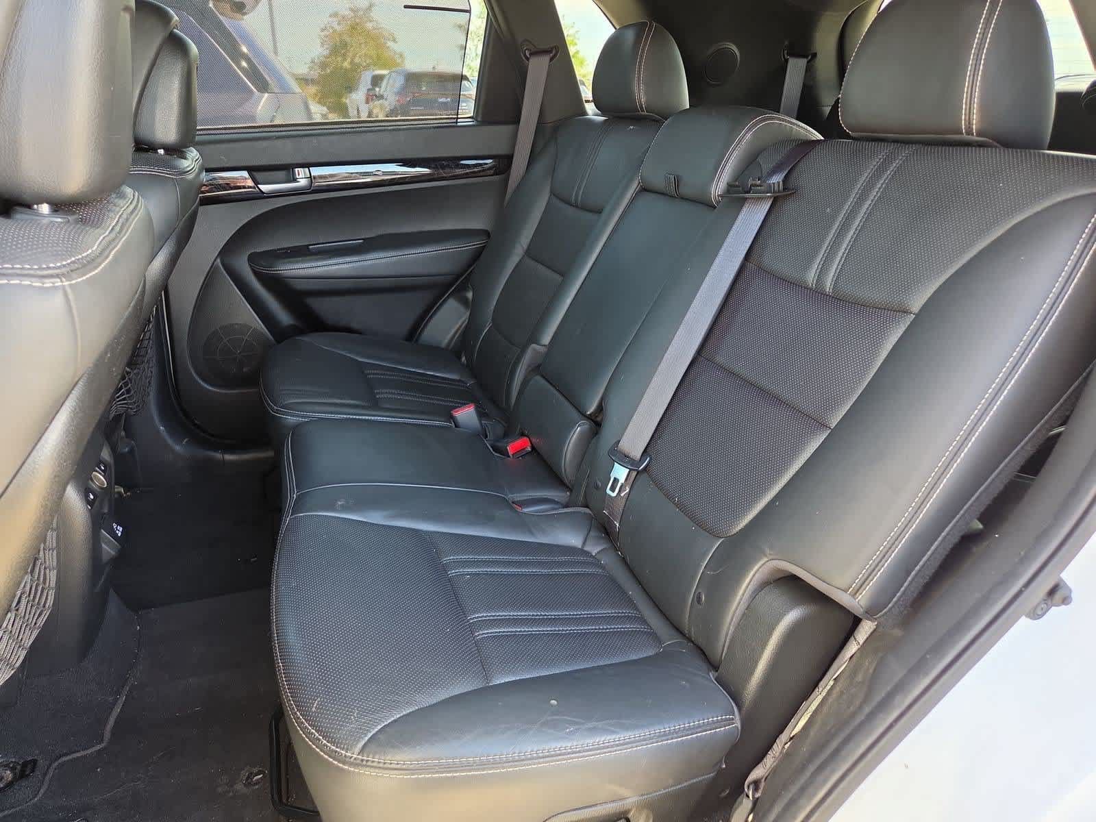 Used 2014 Kia Sorento SX w/ 3rd Row Package FWD image 19