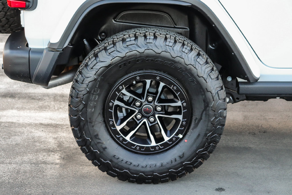 New 2026 Jeep Wrangler Unlimited Rubicon AWD/4WD image 12