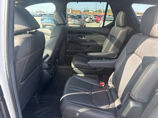 Used 2025 Honda Pilot TrailSport image 31