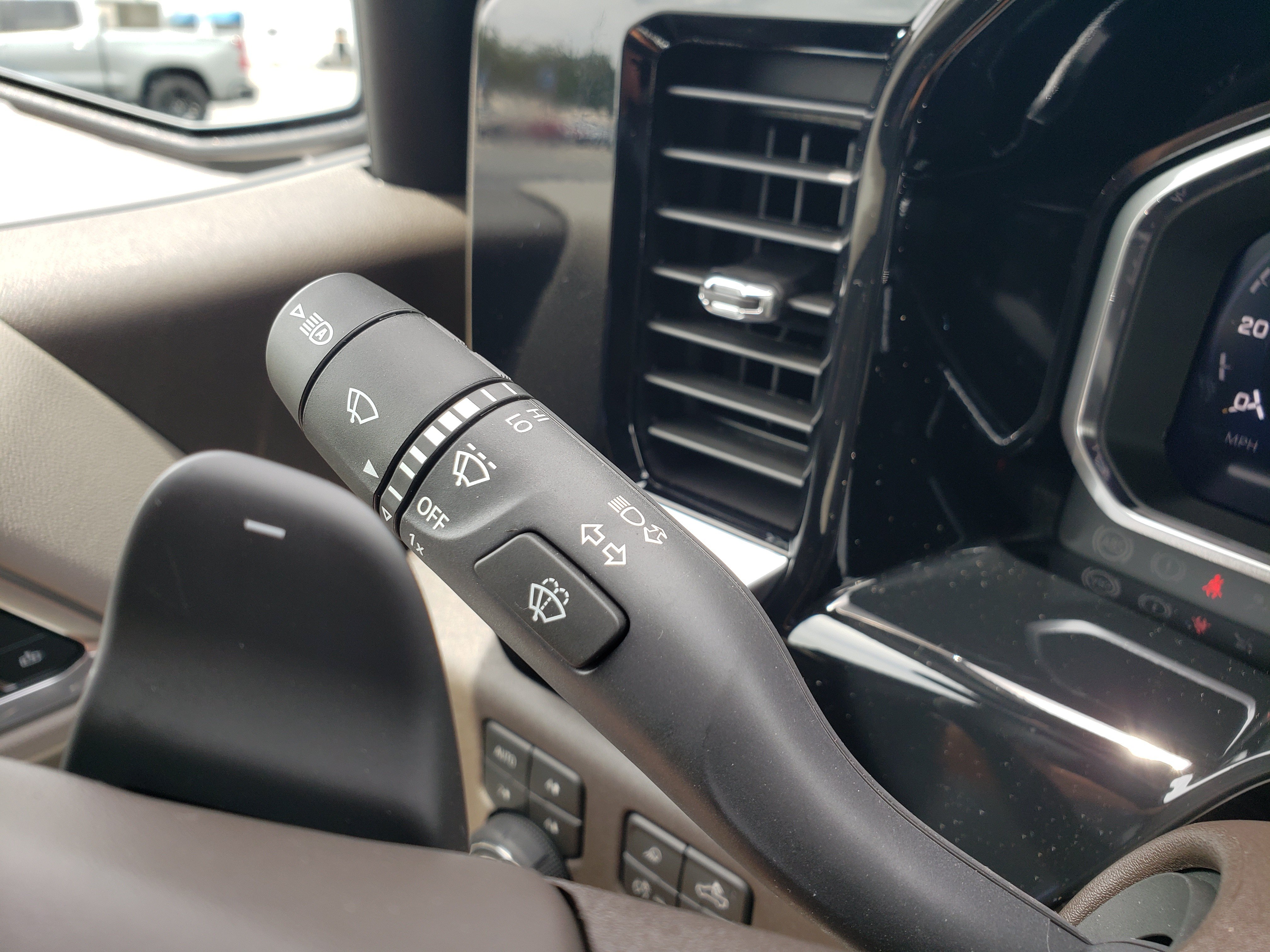 New 2026 Chevrolet Silverado 1500 LTZ AWD/4WD image 16