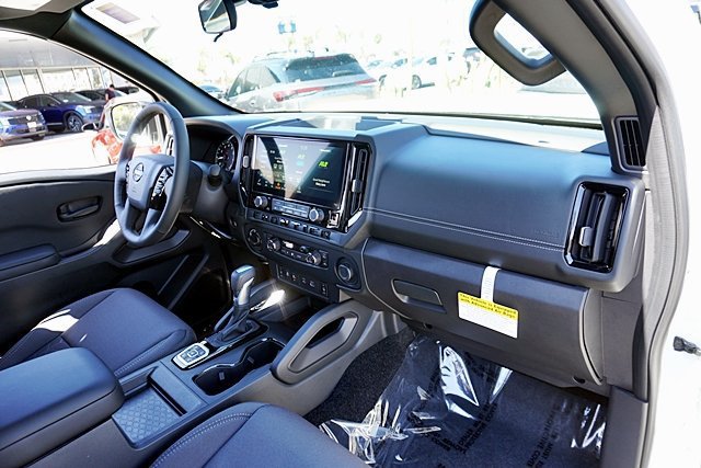 New 2027 Nissan Frontier SV w/ All-Weather Content Package AWD/4WD image 16
