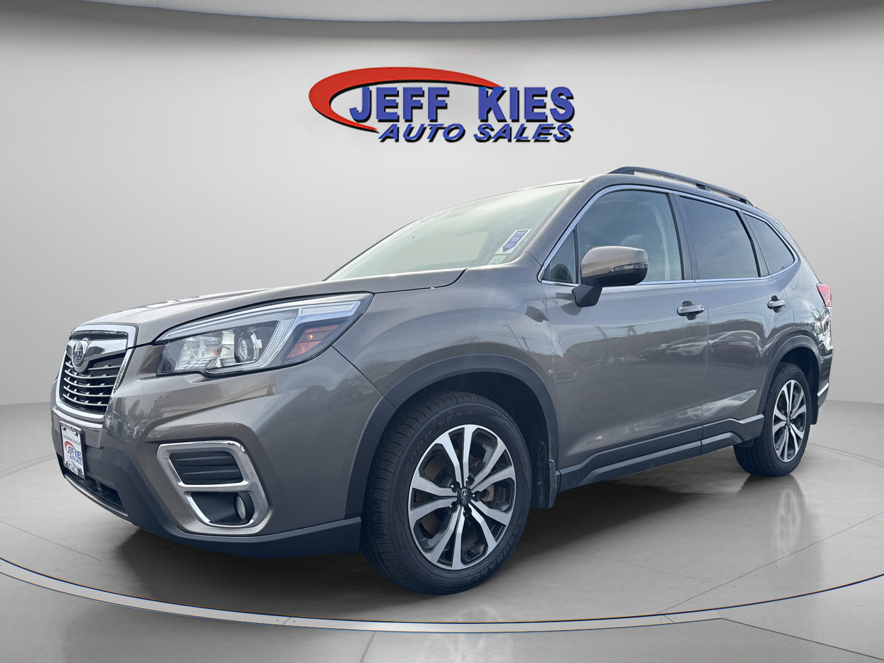 Used 2020 Subaru Forester Limited AWD/4WD image 1