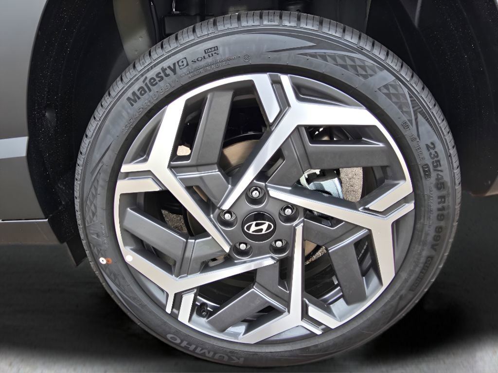 New 2026 Hyundai Kona SEL Premium image 11