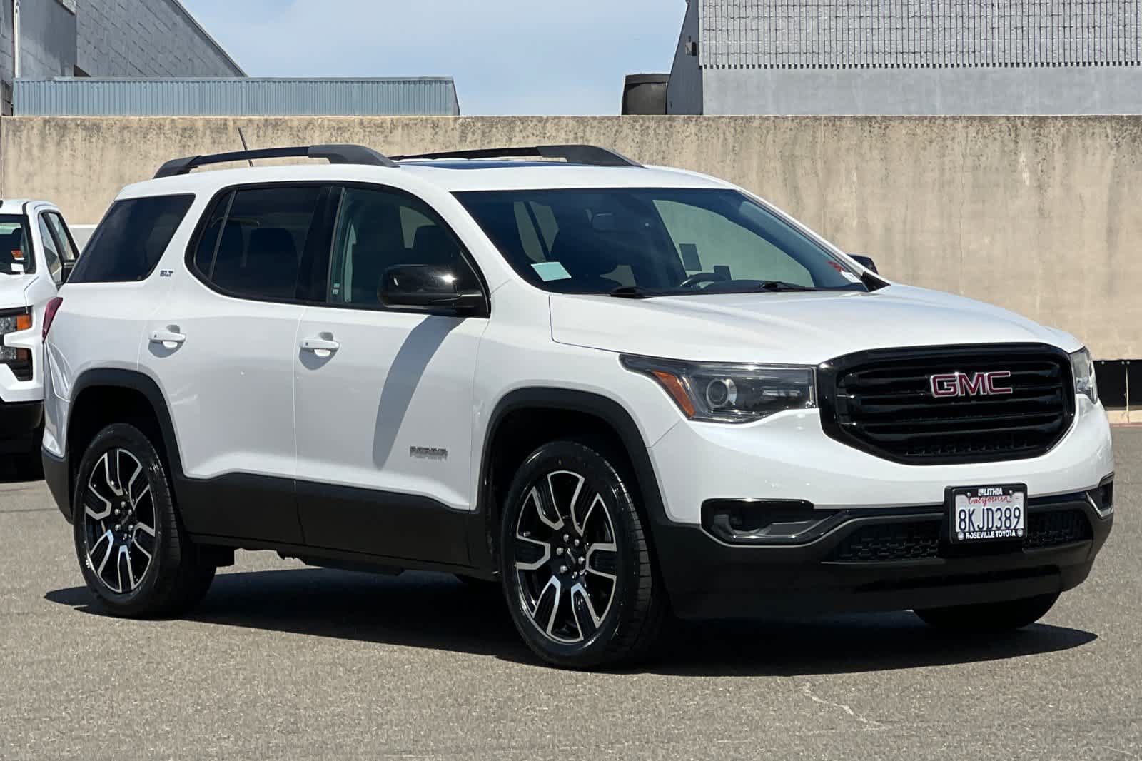 Used 2019 GMC Acadia SLT w/ Black Edition AWD/4WD image 5