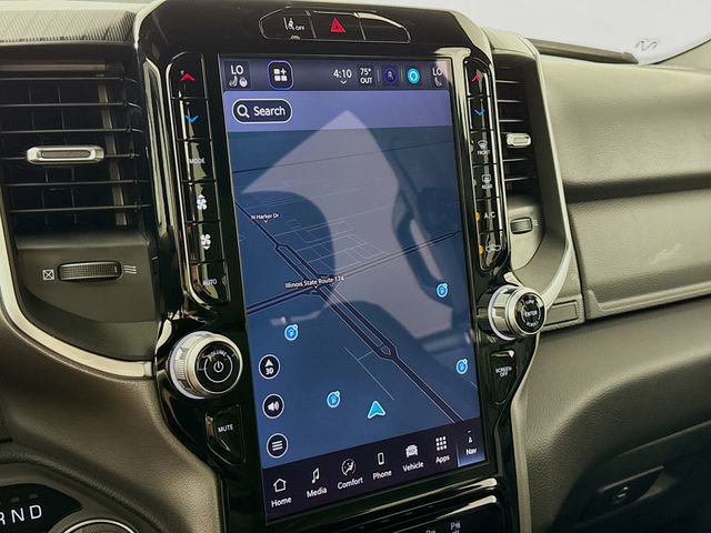 New 2026 RAM 1500 4x4 Crew Cab image 14