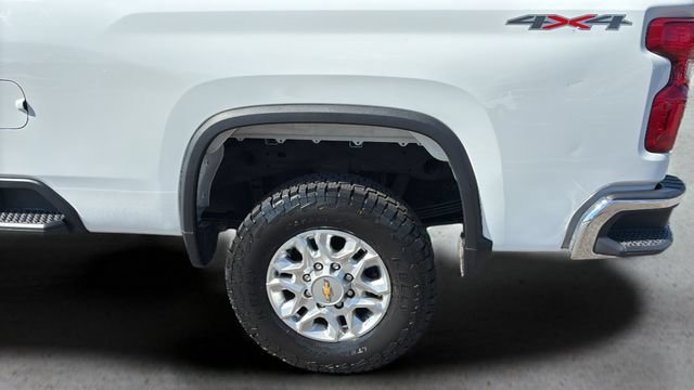Used 2024 Chevrolet Silverado 2500 LT w/ Convenience Package AWD/4WD image 38