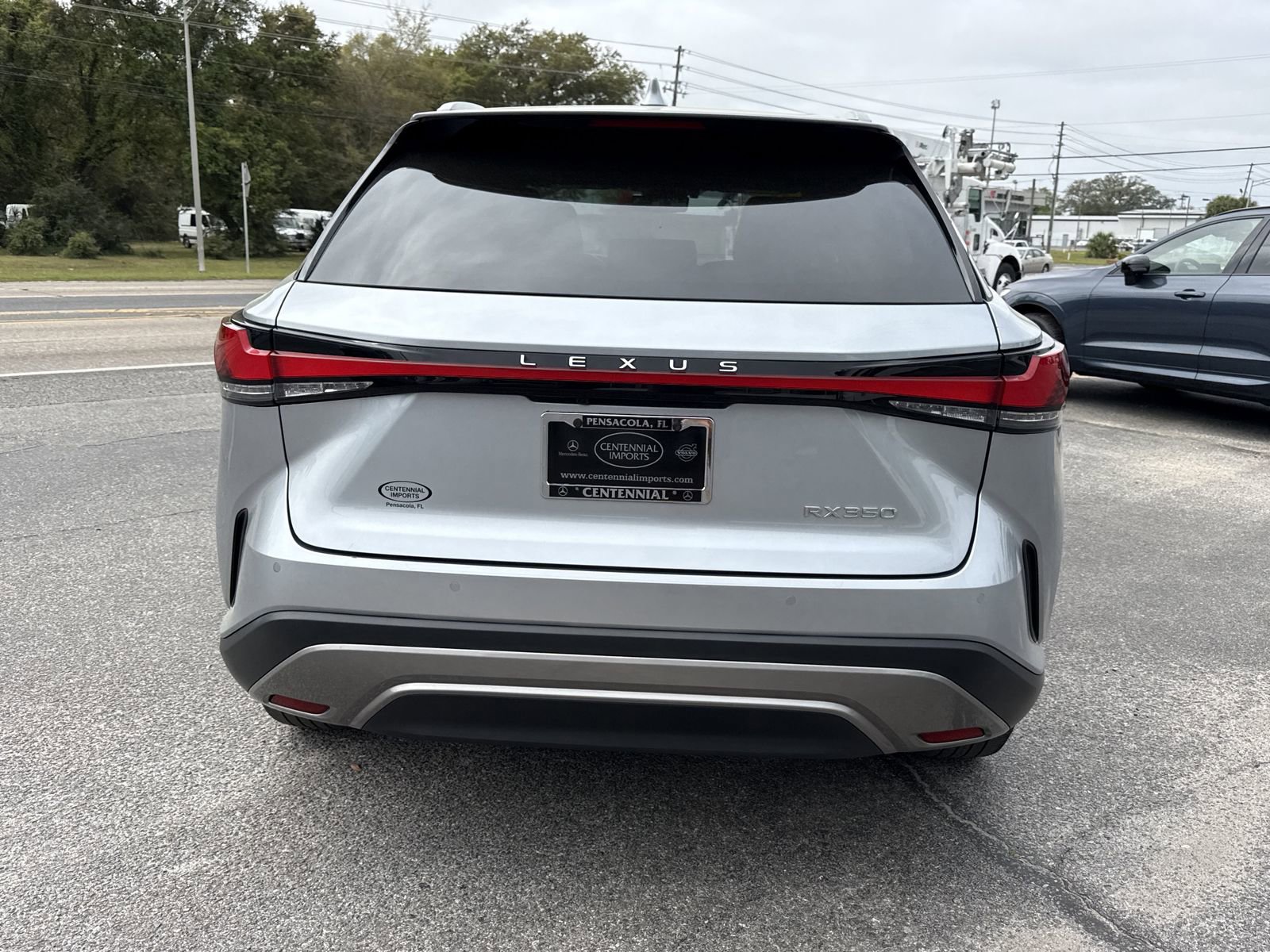 Used 2023 Lexus RX 350 FWD w/ Accessory Package image 4