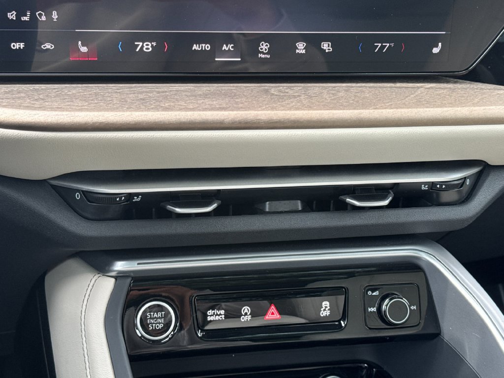 Certified 2025 Audi Q5 Premium Plus AWD/4WD image 29