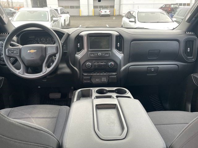 Used 2020 Chevrolet Silverado 1500 Custom w/ Custom Value Package AWD/4WD image 30