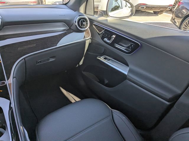 New 2026 Mercedes-Benz GLC 300 image 17