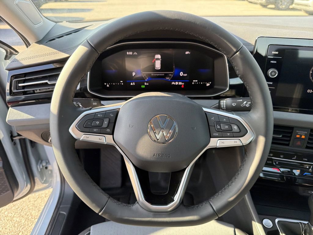 New 2026 Volkswagen Jetta SE image 22