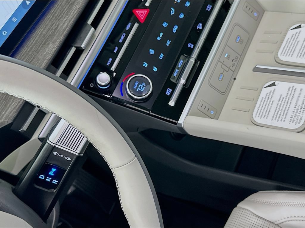 New 2026 Hyundai Santa Fe Calligraphy FWD image 15