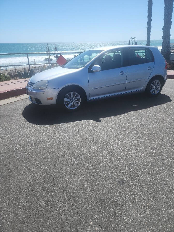 Used 2009 Volkswagen Rabbit S FWD image 1