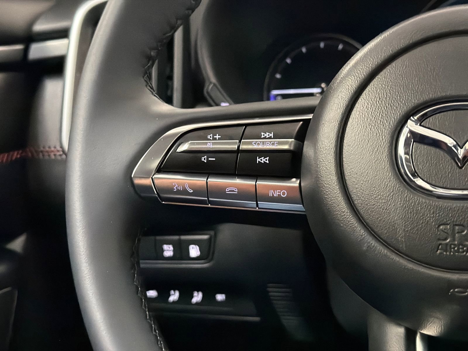 Certified 2025 MAZDA CX-50 AWD 2.5 Hybrid w/ Cargo Package image 23