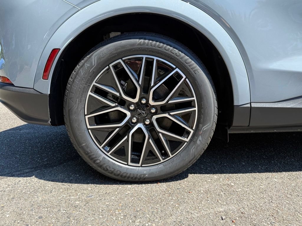 New 2026 Ford Mustang Mach-E Premium AWD/4WD image 32