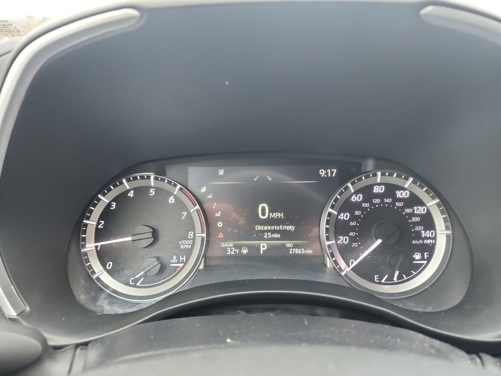 Used 2023 Toyota Highlander XSE image 18