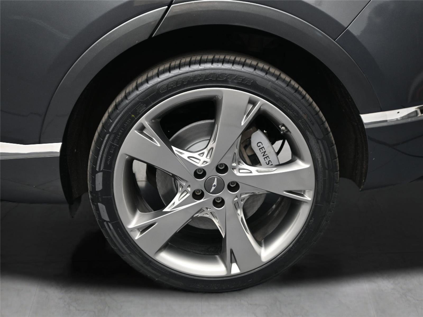 Used 2023 Genesis GV80 2.5T w/ Prestige Package image 13