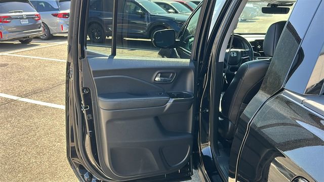 Used 2025 Honda Ridgeline RTL+ image 22