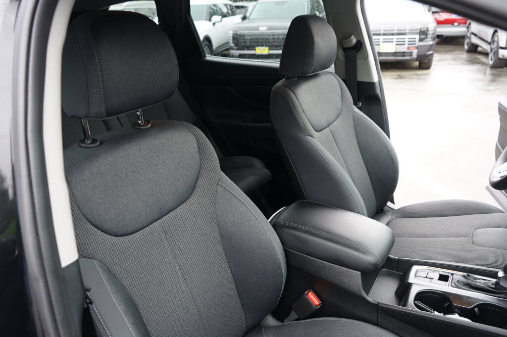 Used 2019 Hyundai Santa Fe SEL AWD/4WD image 15
