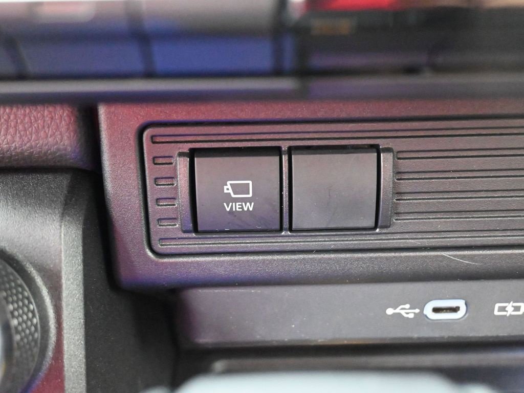 Certified 2024 Toyota Land Cruiser image 25