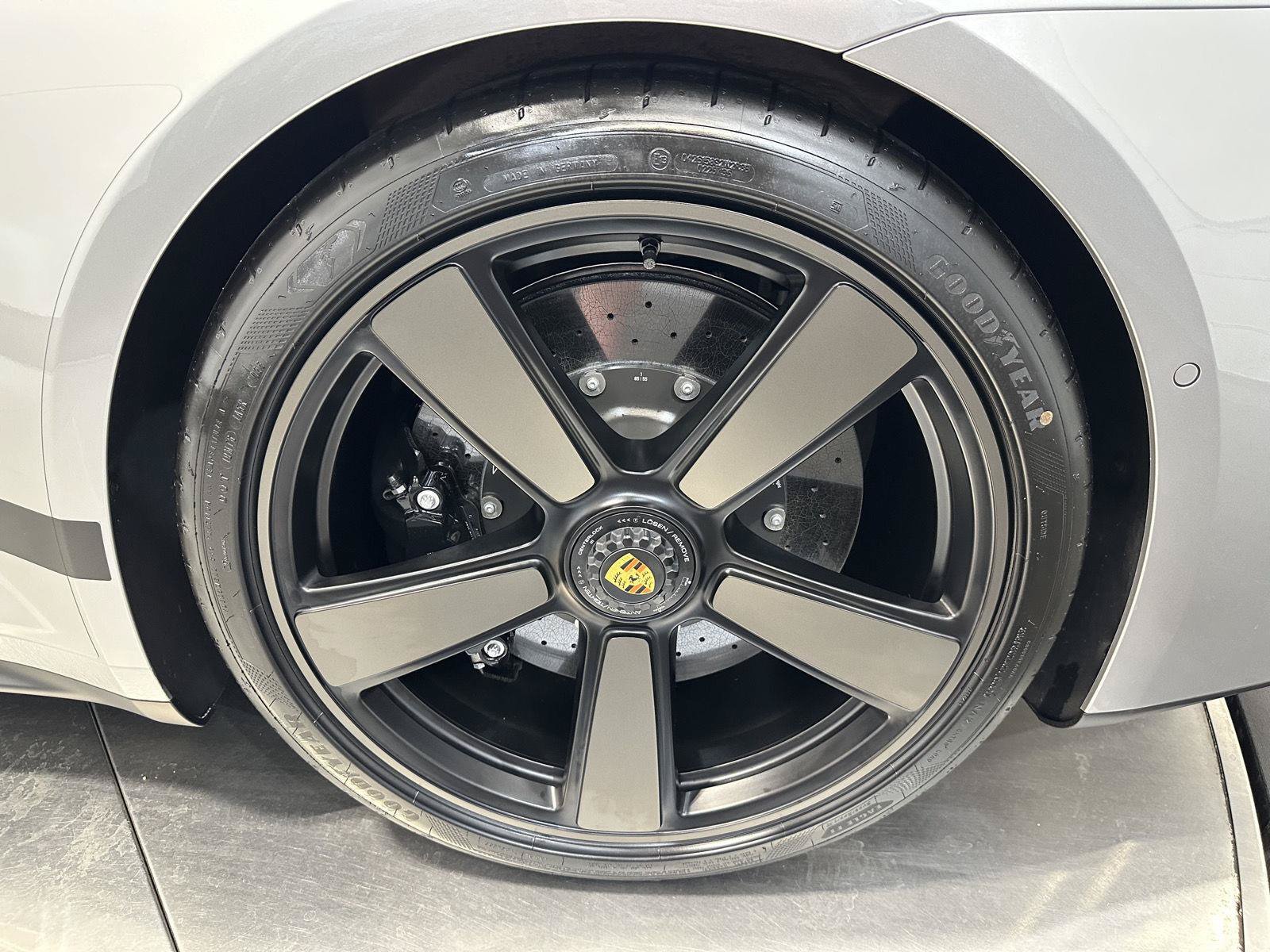 New 2026 Porsche 911 GTS RWD image 13