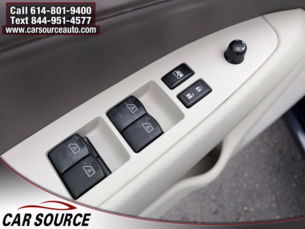 Used 2011 INFINITI G25 x w/ Moonroof Pkg AWD/4WD image 17