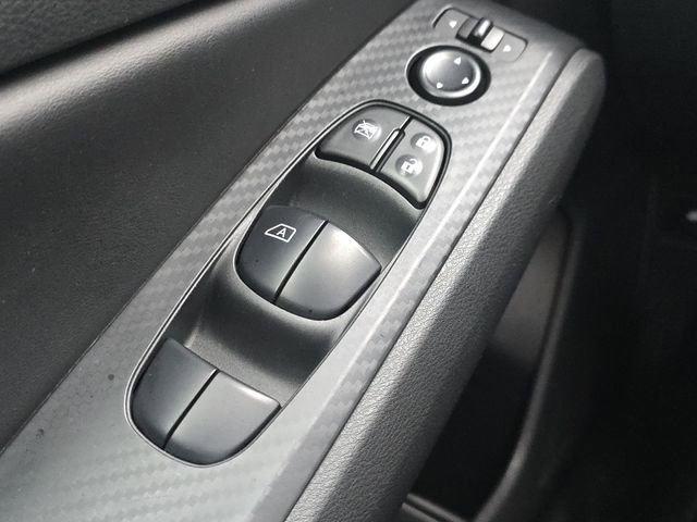 Used 2024 Nissan Altima 2.5 SV image 24