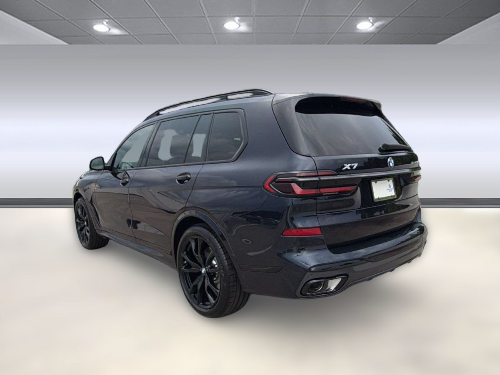 New 2027 BMW X7 xDrive40i w/ Executive Package AWD/4WD image 3