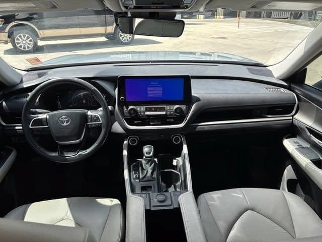Used 2024 Toyota Grand Highlander FWD image 24