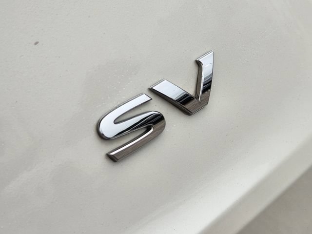 Used 2023 Nissan Rogue SV FWD image 12