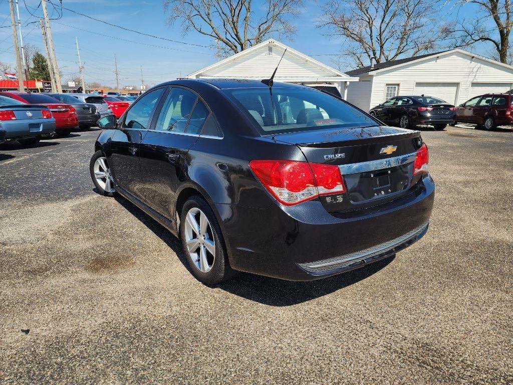 Used 2014 Chevrolet Cruze LT w/ RS Package FWD image 7