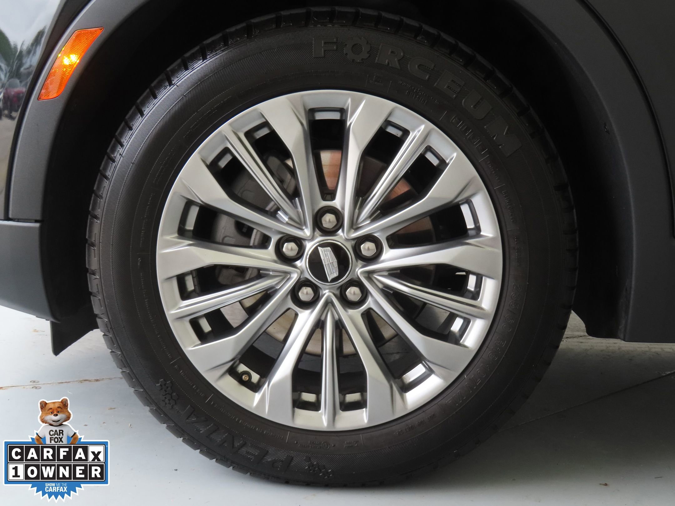 Used 2025 Cadillac XT4 Premium Luxury FWD image 28