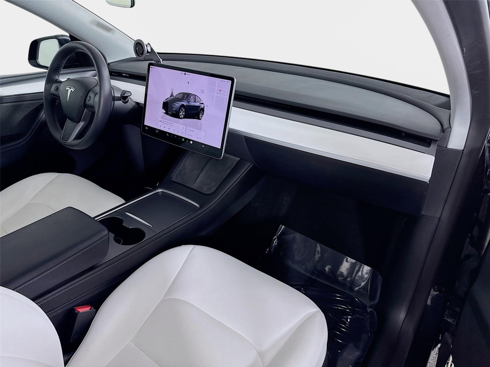 Used 2024 Tesla Model Y Long Range AWD/4WD image 28