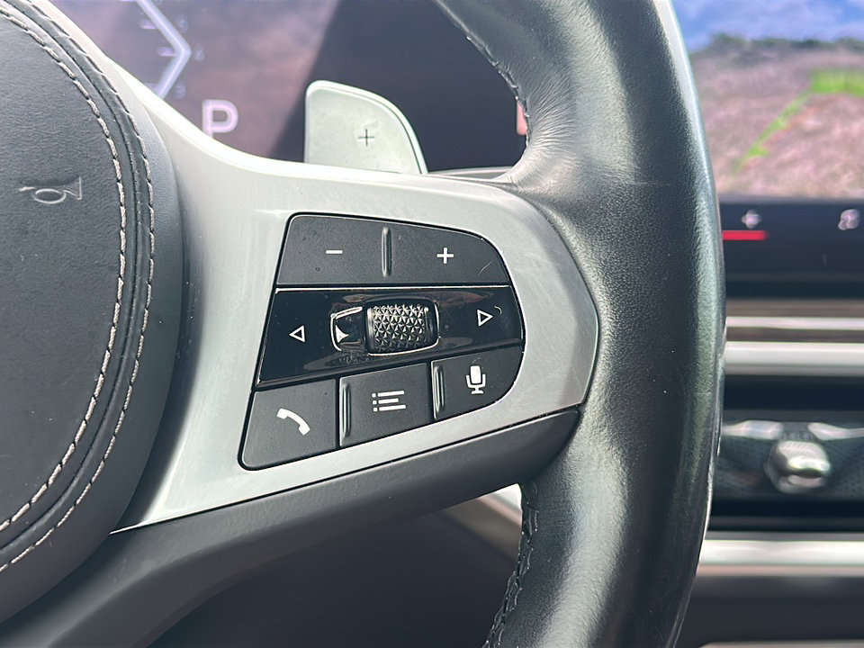 Certified 2024 BMW X6 xDrive40i w/ Premium Package image 29