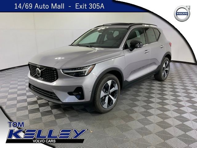 New 2026 Volvo XC40 B5 Plus w/ Protection Package Premier