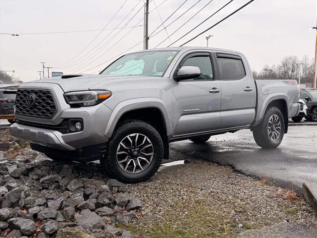 Used 2020 Toyota Tacoma TRD Sport w/ TRD Premium Sport Package image 2