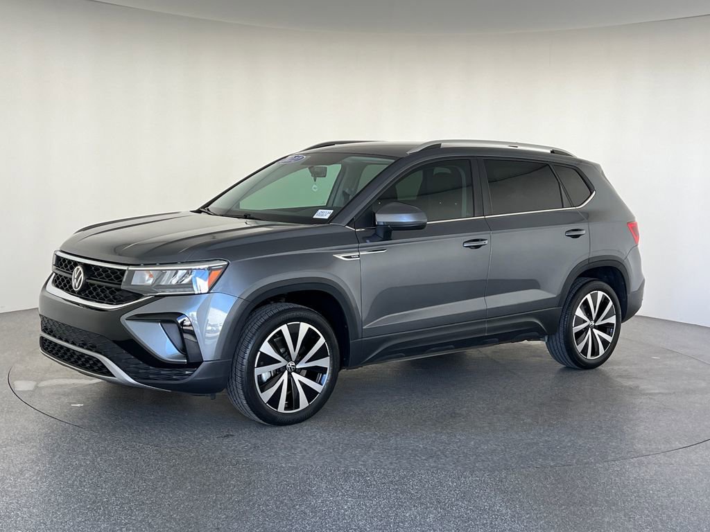 Used 2022 Volkswagen Taos SE image 9