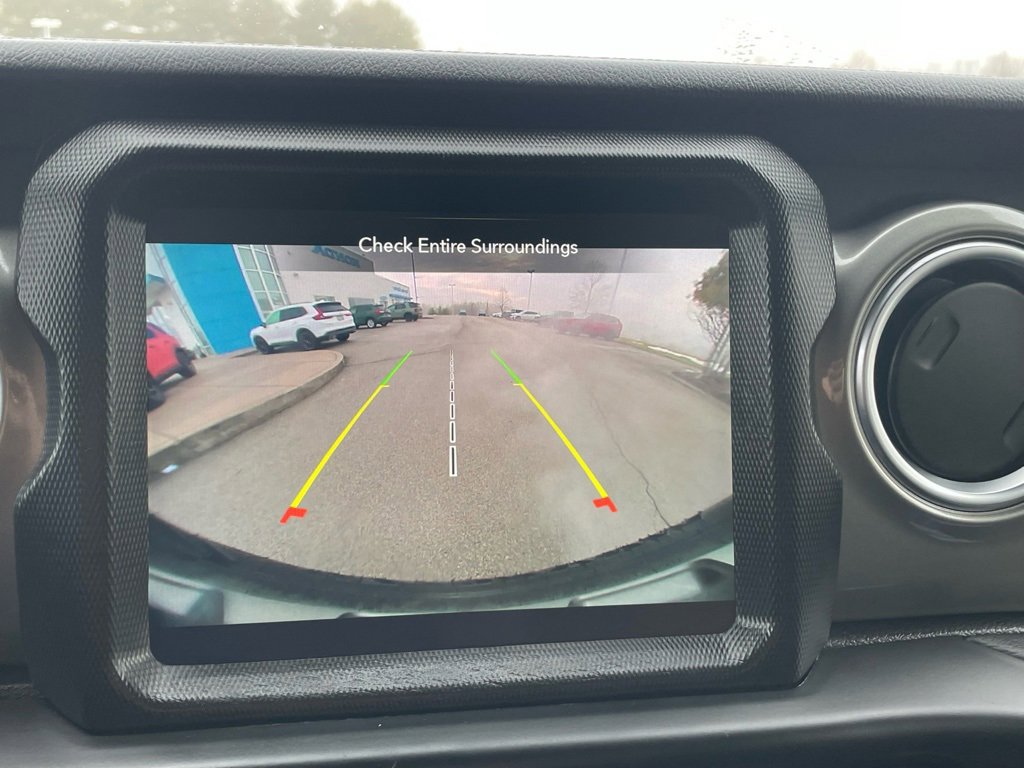 Used 2022 Jeep Wrangler Unlimited Sahara image 38