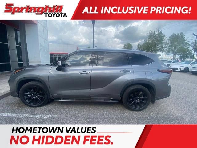 Used 2026 Toyota Highlander Limited AWD/4WD image 1