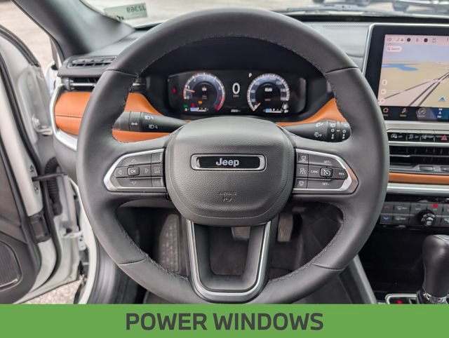 Certified 2025 Jeep Compass Limited w/ Elite Group AWD/4WD image 15