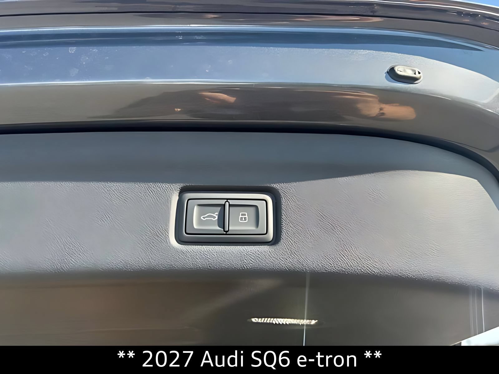 New 2027 Audi SQ6 e-tron Premium Plus AWD/4WD image 17