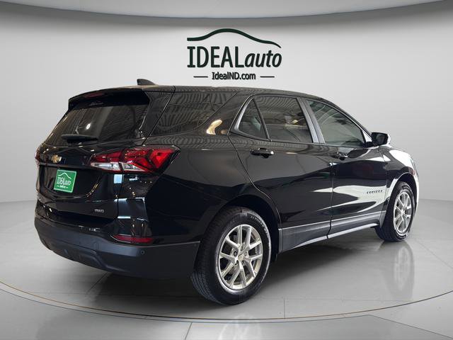 Used 2024 Chevrolet Equinox LS w/ LS Convenience Package AWD/4WD image 10