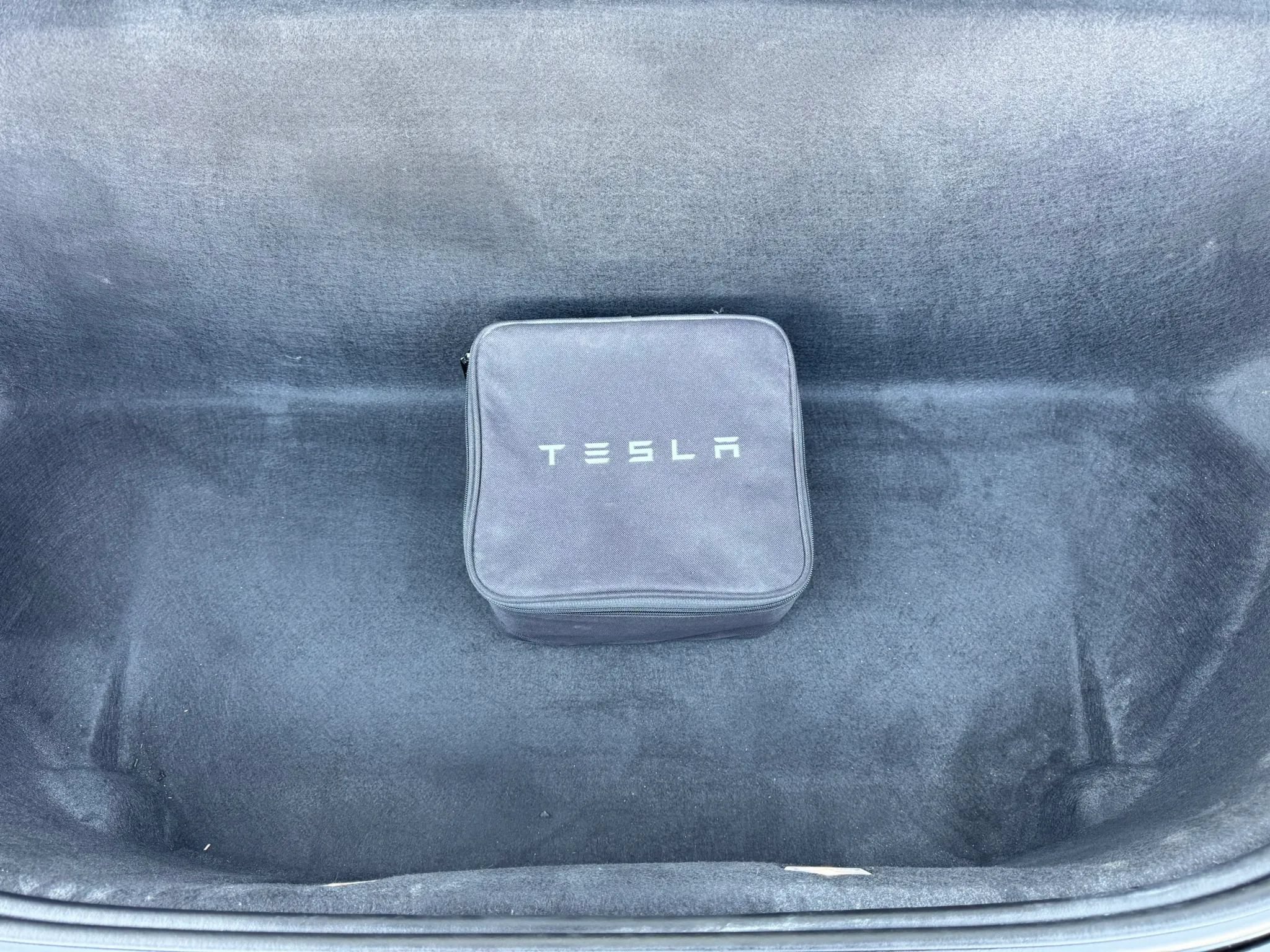 Used 2020 Tesla Model X Long Range AWD/4WD image 42