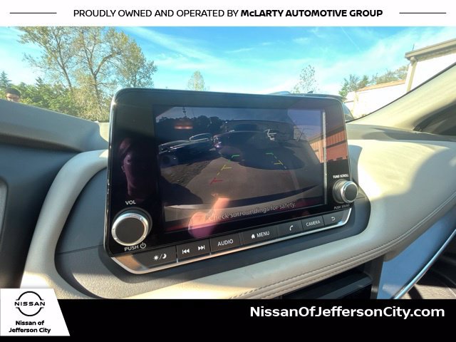 Used 2023 Nissan Rogue SV AWD/4WD image 22