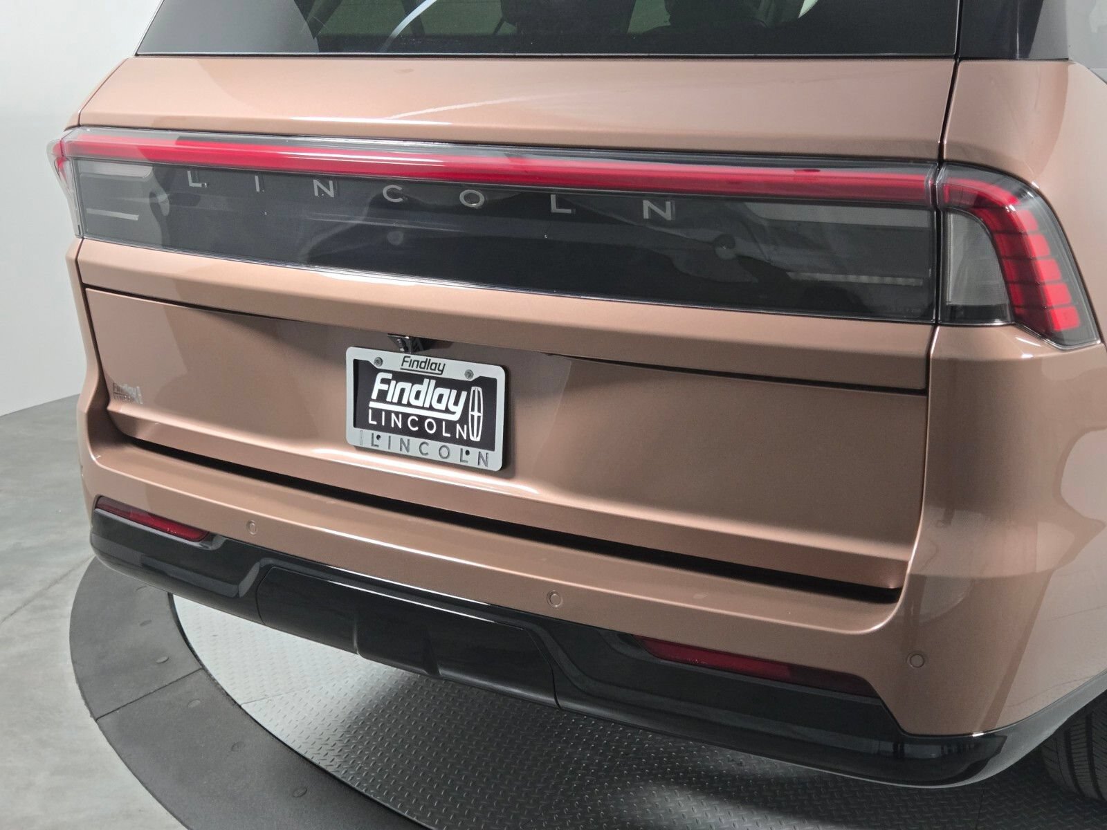 New 2026 Lincoln Navigator L Black Label w/ Black Label Special Edition AWD/4WD image 5