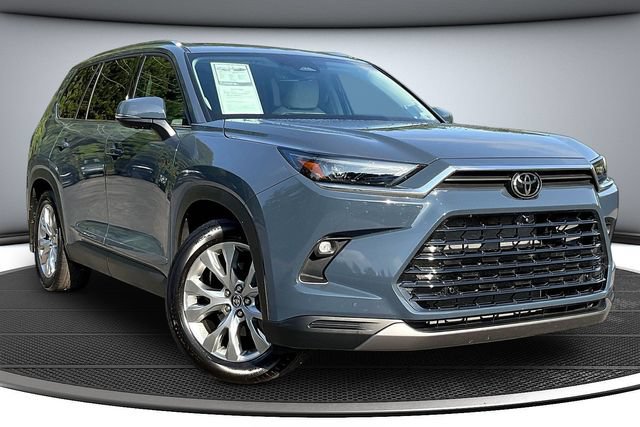 Used 2026 Toyota Grand Highlander FWD image 3