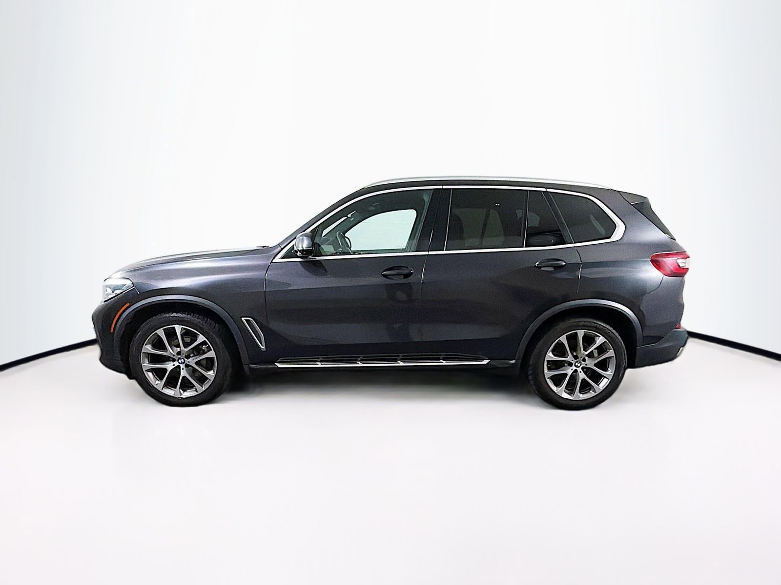 Used 2023 BMW X5 xDrive40i image 4