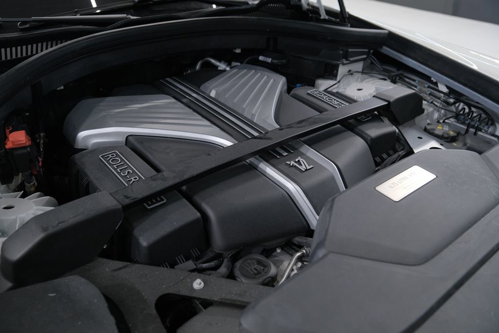 Used 2026 Rolls-Royce Cullinan image 84