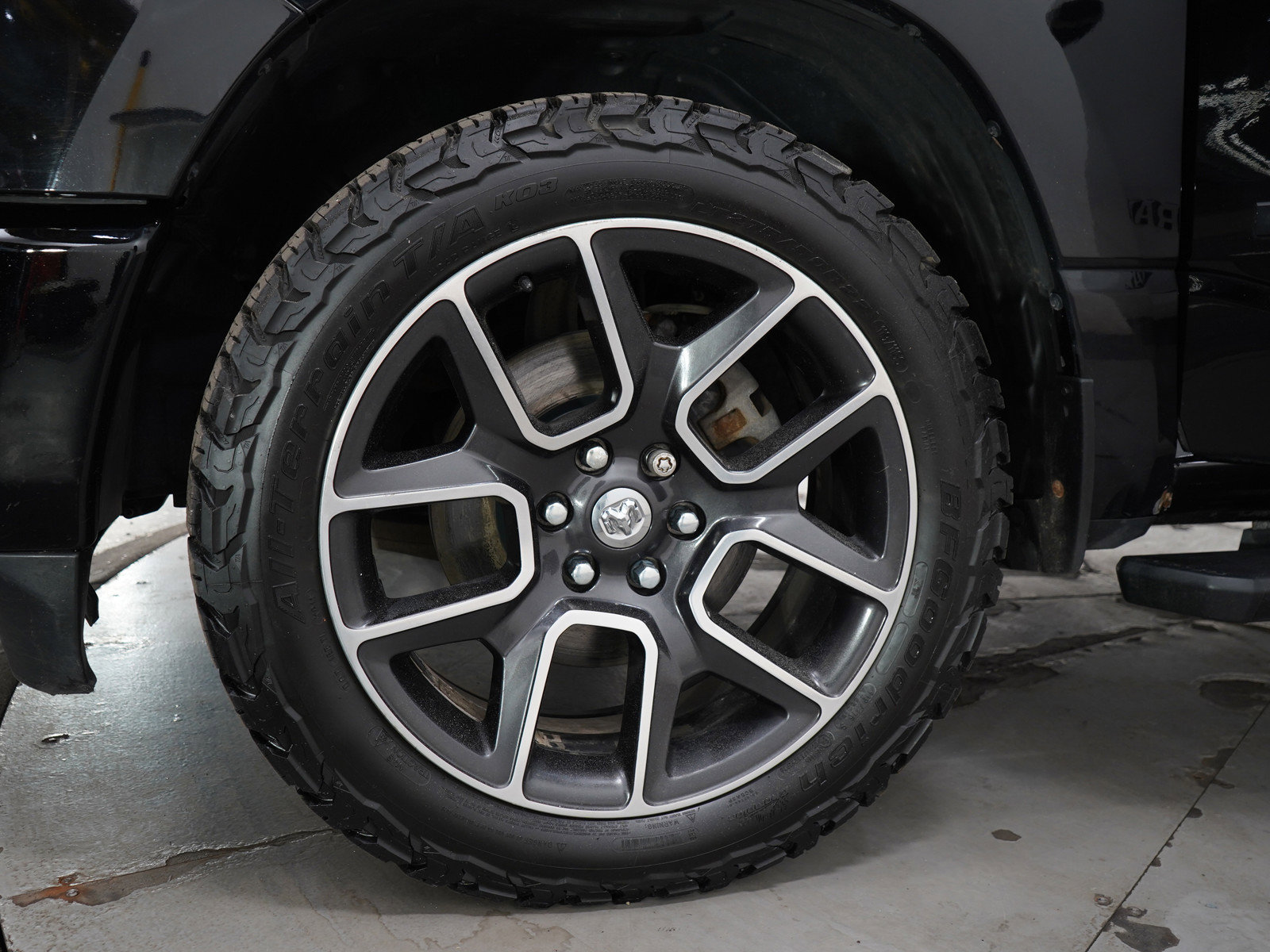 Used 2020 RAM 1500 Sport w/ Level 2 Equipment Group AWD/4WD image 30