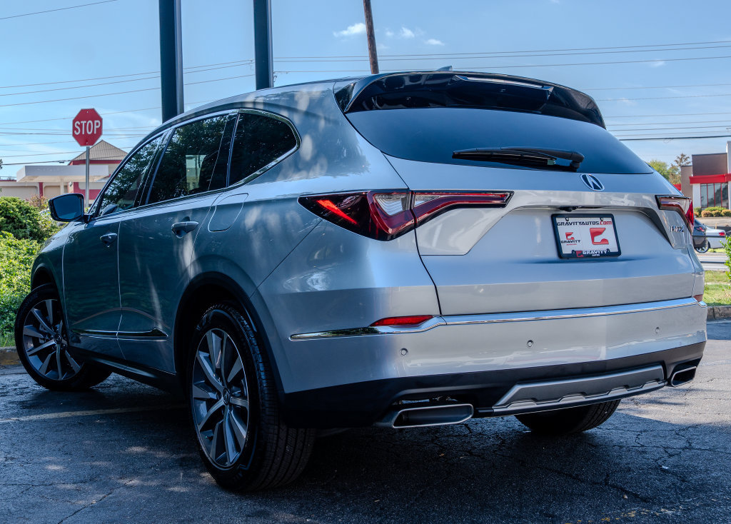 Used 2026 Acura MDX w/ Technology Package FWD image 25